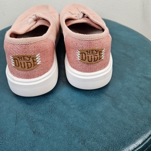 Hey Dude Conway Craft Womens 8 Shoes Pink White Slip On Sneaker - Picture 5 of 8